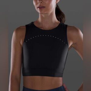 Lululemon Hotty Hot Cropped Tank in Graphite Grey